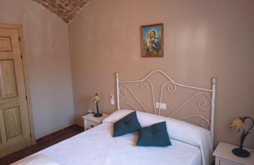 Arroyo de la Luz House | Discover Casa Rural La Santiaga: 8.9/10 & Family Friendly