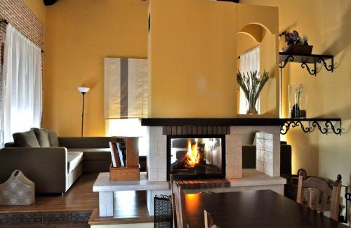 La Carlota House | Discover Casa Rural la Serrana: Family-Friendly Retreat