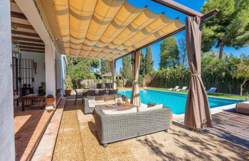 Marchena Villa | Relax at Casa Rural La Teja - 4-Star Retreat with Pool
