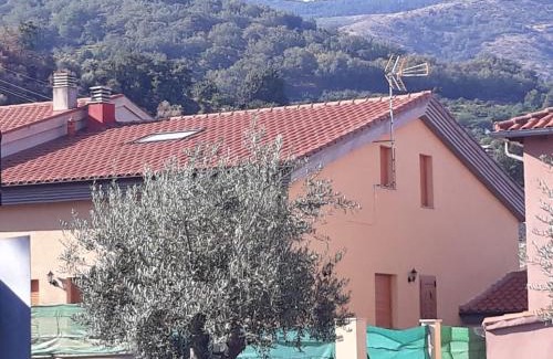 Casas del Monte House | Family-Friendly Retreat at Casa Rural Las Mareas, Rated 8.9