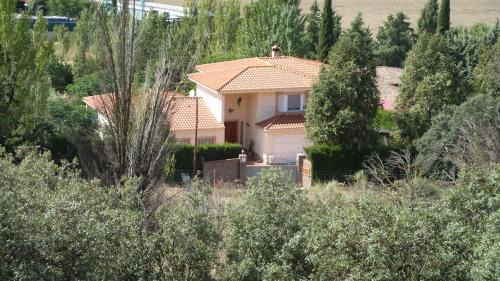 Ciudad Real House | Relax at Casa Rural Las Melias with Oceanfront Amenities