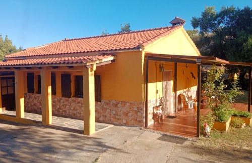 Ciudad Rodrigo House | Top-Rated Casa Rural Los Barreros - Pet & Child Friendly