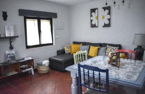 Ciudad Rodrigo House | Top-Rated Casa Rural Los Barreros - Pet & Child Friendly
