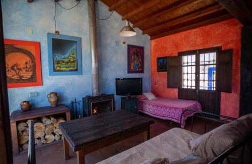 Alcala del Jucar House | Pet-Friendly Retreat at Casa Rural Los Ventanales, Rated 9.3