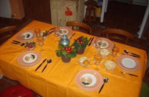 Valleruela de Pedraza House | Pet-Friendly Retreat at Casa Rural Mi Rinconcillo, Rated 9.5