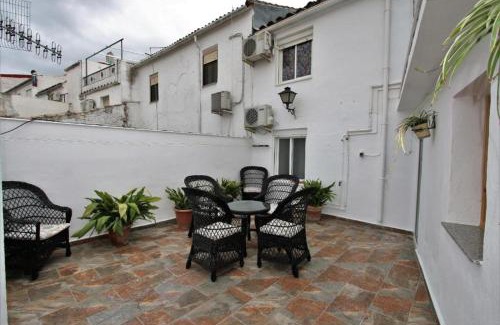 Martos House | Relaxing Oceanfront Retreat at Casa Rural Mañanas Felices
