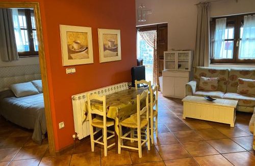 Hecho House | Family-Friendly Retreat at Casa Rural Marín - Rated 9.1