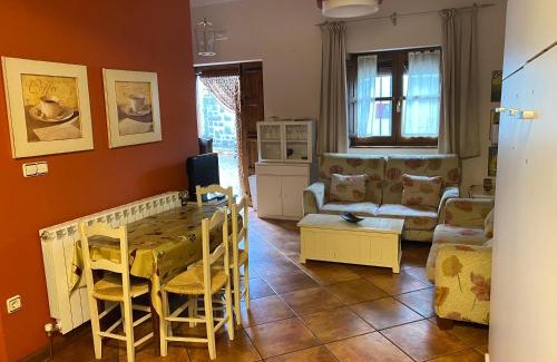 Hecho House | Family-Friendly Retreat at Casa Rural Marín - Rated 9.1
