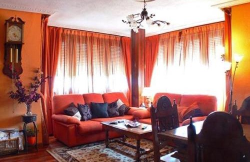 Queveda House | Child-Friendly Retreat at Casa Rural Mariluz - Rated 8.3/10