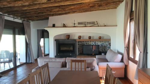 Olivenza House | Inviting Holiday Homes in Olivenza with Ocean Views