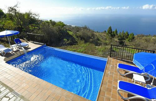 Tijarafe House | Guest Rated Casa Rural Pastor with Pool & Family-Friendly Vibe