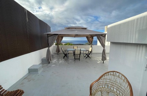 Arucas House | Pet-Friendly Casa Rural PATIO DE LAS FLORES with Kitchen