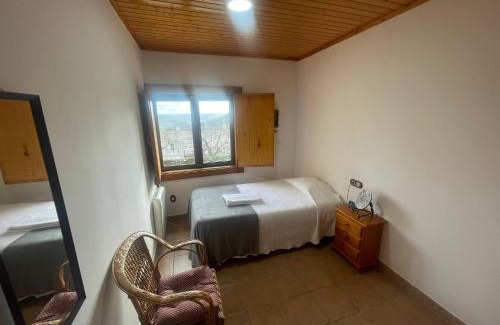 Saucelle House | Exceptional Stays at Casa Rural Peñas II - Child Friendly Retreat
