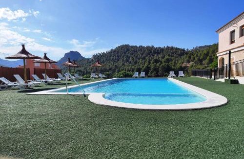 Elche De La Sierra House | Relax at Casa Rural Puente Del Segura - 4-Star Retreat