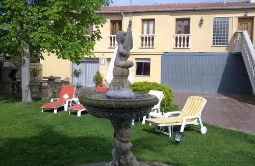 Valtierra House | Relax at Casa Rural Sancho el Fuerte - 4-Star Getaway