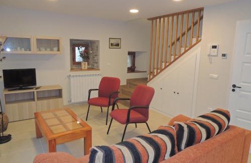 Sardas Ski Chalet | Guest Rated 9.5: Casa Rural Sardas - Family-Friendly Stay