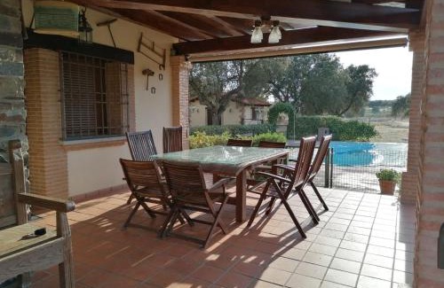 Torrecillas de la Tiesa Villa | Experience Casa Rural Suerte de los Mozos with Ocean Views