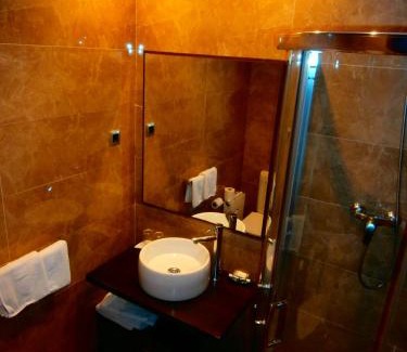 Sopelana House | Explore Family-Friendly Comfort at Casa Rural Telleri