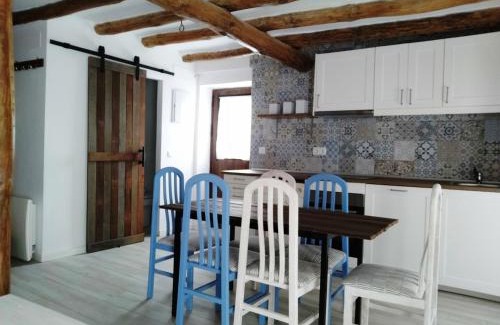 El Molar House | Family-Friendly Getaway at Casa Rural Teresa, Rated 9/10