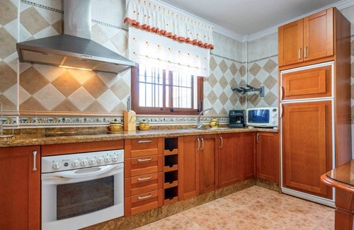 Alcaucin Villa | Casa Rural Villa Monci Alcaucín by Ruralidays