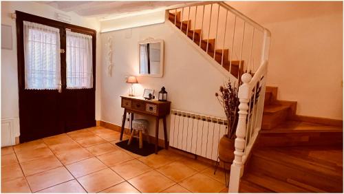 Miranda de Arga House | Pet-Friendly Casa Rural Xixa Landetxea with Ocean Views