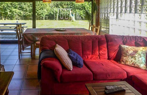 Oceno Ski Chalet | Family-Friendly Casa Rural Yolanda with Top Guest Reviews