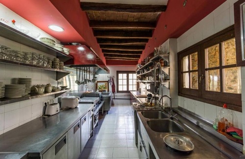 Almoster House | Discover Casa Rustíca Cal Mian for Your Next Getaway