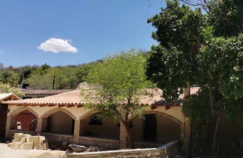 Santa Maria Tecomavaca House | Family-Friendly Getaway at Casa Rustica Tehuacán-Cuicatlán