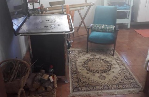 Santa Cruz do Sul Ski Chalet | Cozy Casa Rústica: Family-Friendly Getaway Awaits!