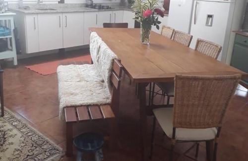 Santa Cruz do Sul Ski Chalet | Cozy Casa Rústica: Family-Friendly Getaway Awaits!