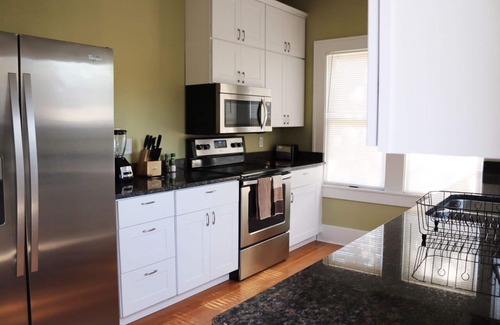 Carlsbad House | Casa Rustica: Prime Location Near Carlsbad Caverns