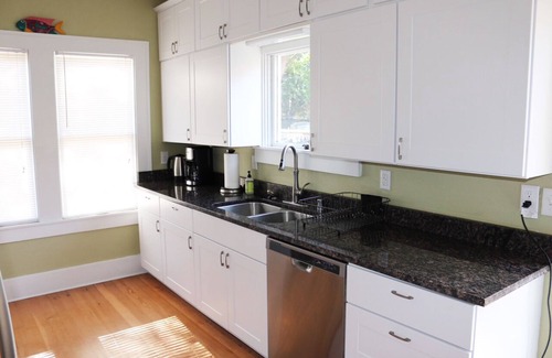 Carlsbad House | Casa Rustica: Prime Location Near Carlsbad Caverns