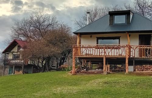 Moieciu Cabin | Casa Rustica: Guest Rated 9.9 with Breakfast Included