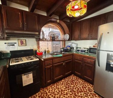 La Joya House | Casa Rustica-secure parking included