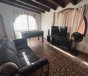 La Joya House | Casa Rustica-secure parking included