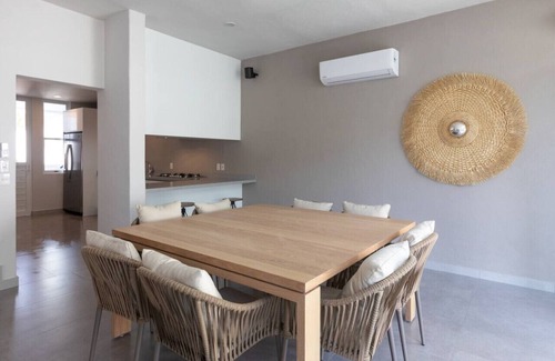P Chahue House | Casa Sá: Family-Friendly Retreat 5 Min from the Beach