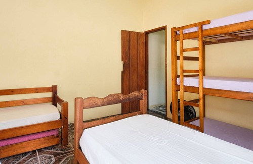 Ponte Branca House | Casa Sítio Canto Azul Para até 15 Pessoas com ar e Piscina