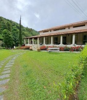 Northeast Region House | Discover Casa Sítio Floresta de Guaramiranga: 4-Star Retreat