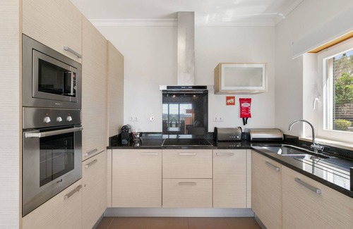Portimao Apartment | Exceptional Casa Serenidade - Vale de Ribeira with Pool