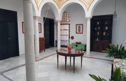 Carmona House | Discover Casa S. XIX in the Heart of Carmona