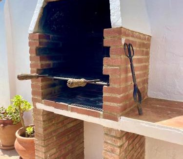 Riogordo House | Explore Casa Salamanquesa: Pet-Friendly Oceanfront Retreat