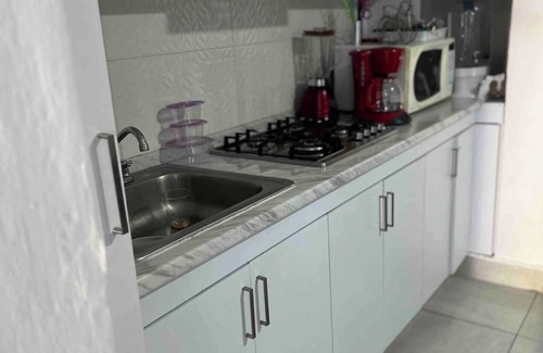 Guadalajara Bed & Breakfast | Cozy Casa Samanta: Deluxe Single Room with Balcony