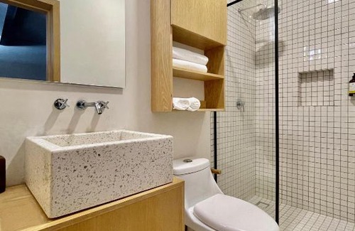 Americana Apartment | Comfortable Casa San Fernando: Pet-Friendly Family Retreat