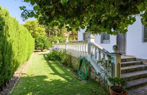 Navajas House | Family-Friendly Casa San Rafael with Expansive Garden Oasis
