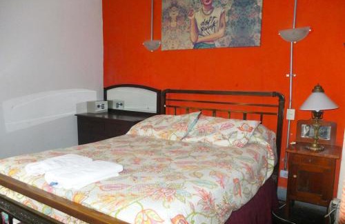 San Telmo Apartment | Cozy Casa San Telmo 62: Pet & Child Friendly Retreat