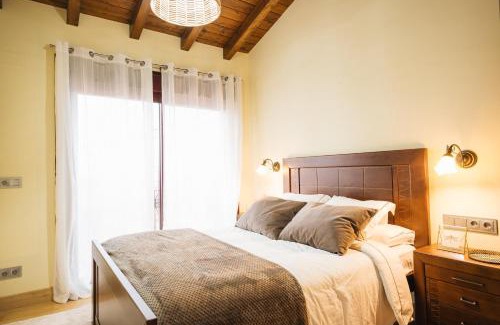 Sober House | Exceptional Family Stay at Casa Sancristán - 9.8 Rating!