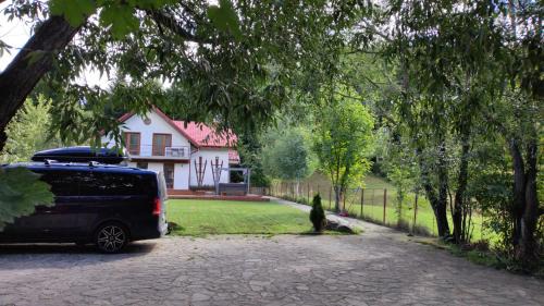Cheia Villa | Villa Santha: Oceanfront Retreat with Spa & Pet-Friendly Perks