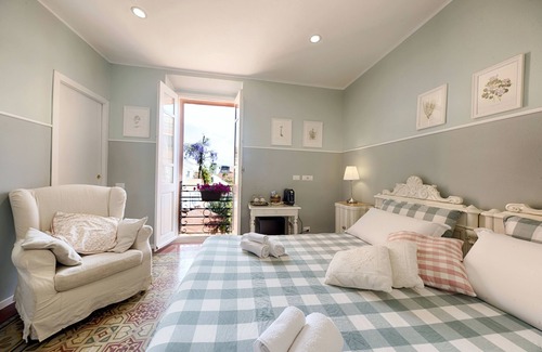 Olbia City Centre House | Casa Satta 1925: Guest Rated 9.2, Family-Friendly Stay