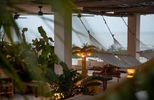 Troncones House | Explore Casa Selva: Oceanfront Retreat with Pool Access