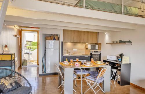 L'Ile-Rousse Apartment | Top-Rated Family Escape at Casa Semaphore - 10/10 Reviews